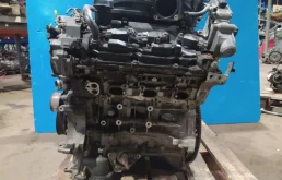 Двигатель без навесного для Nissan Fuga 2015 года на фотографиях