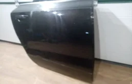 Дверь задняя правая для Audi A7 2010 года на фотографиях