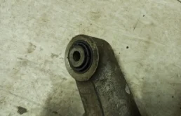 Качающийся рычаг правый для BMW X5 на фотографиях