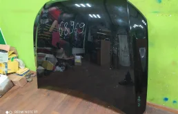 Капот для Audi Q5 2008 года на фотографиях