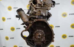 Двигатель без навесного для SsangYong Rexton 2016 года на фотографиях