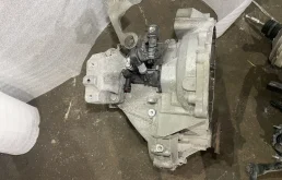 АКПП для Volkswagen Golf 2014 года на фотографиях