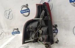 Фонарь правый для Volvo XC90 2009 года на фотографиях