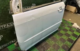 Дверь передняя левая для Lexus RX 2001 года на фотографиях