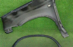 Крыло правое для Nissan X-Trail 2008 года на фотографиях