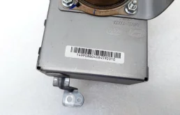 Подушка безопасности водителя для Kia Rio 2012 года на фотографиях