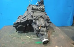 Раздатка для Mitsubishi Pajero 1998 года на фотографиях