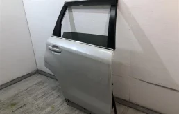 Дверь задняя правая для Subaru Forester 2015 года на фотографиях