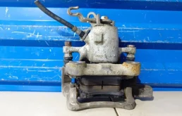 Суппорт задний левый для Skoda Octavia на фотографиях