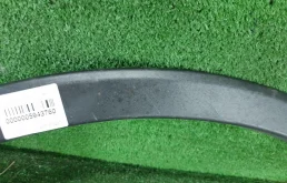 Расширитель арок передний правый для Toyota RAV4 2018 года на фотографиях