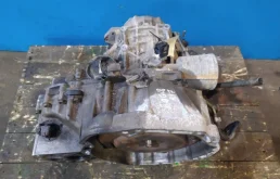 АКПП для Nissan Almera 2000 года на фотографиях