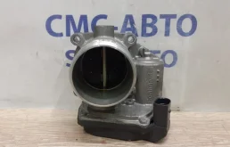 Дроссельная заслонка для Audi A4 2012 года на фотографиях