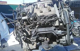 Двигатель без навесного для Mazda MPV 1999 года на фотографиях