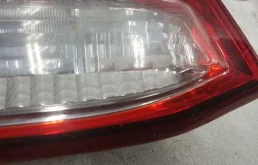 Фонарь левый для Toyota Land Cruiser 2008 года на фотографиях