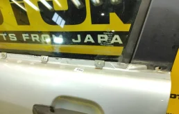 Дверь передняя правая для Mercedes-Benz M class 2001 года на фотографиях