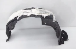 Подкрылок передний левый для Toyota RAV4 2013 года на фотографиях