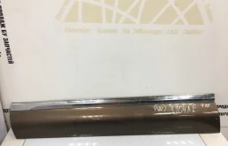 Накладка двери багажника для Volkswagen Touareg 2012 года на фотографиях