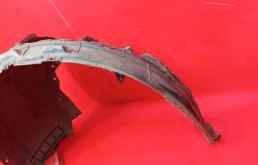 Подкрылок передний левый для Nissan X-Trail 2014 года на фотографиях