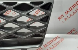 Решетка радиатора для Nissan X-Trail 2001 года на фотографиях