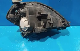 Фары для Nissan Teana 2006 года на фотографиях