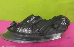 Фара ксенон левая для Volkswagen Polo 2013 года на фотографиях