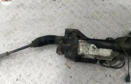 Рулевая рейка для Volkswagen Passat 2013 года на фотографиях