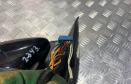 Стекла и зеркала для Volvo S40 2002 года на фотографиях