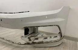 Бампер для Volkswagen Passat 2020 года на фотографиях