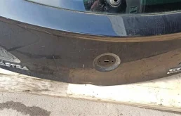 Дверь багажника для Opel Astra 2017 года на фотографиях