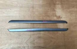 Стекла и зеркала для BMW X3 2008 года на фотографиях