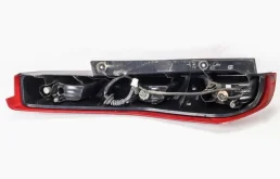 Фонарь правый для Nissan X-Trail 2008 года на фотографиях