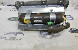 Подушка безопасности пассажира для Volvo S80 2015 года на фотографиях