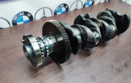 Коленвал для BMW 5er 2014 года на фотографиях