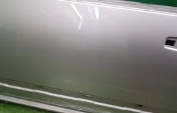 Дверь передняя левая для Mercedes-Benz S class 1997 года на фотографиях