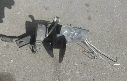 Датчик дорожного просвета задний для Nissan X-Trail 2012 года на фотографиях