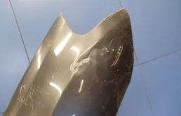 Крыло правое для Mercedes-Benz M class 2009 года на фотографиях