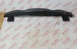 Усилитель переднего бампера для Volkswagen Tiguan 2008 года на фотографиях