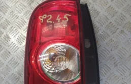 Фонарь левый для Renault Duster 2014 года на фотографиях