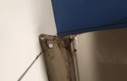 Дверь передняя правая для Audi A6 2002 года на фотографиях