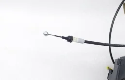 Замок передней левой двери для Nissan X-Trail 2018 года на фотографиях