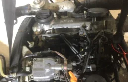 Двигатель для Skoda Octavia 1996 года на фотографиях