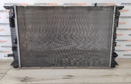 Радиатора охлаждения ДВС для Porsche Macan 95B 2014-2023