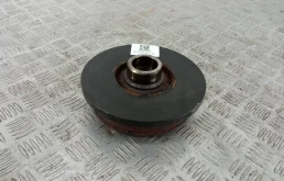 Шкив коленвала для BMW 5er 2013 года на фотографиях