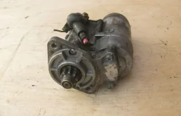 Стартер для Hyundai Tucson 2005 года на фотографиях