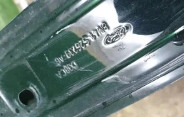 Дверь задняя левая для Ford Kuga 2008 года на фотографиях