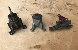 Подушка двигателя задняя левая нижняя для Nissan Teana 2010 года на фотографиях