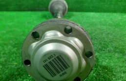 Привод задний правый для BMW 5er 2000 года на фотографиях