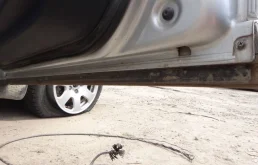 Двери для Audi A4 2000 года на фотографиях