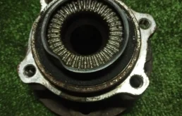 Ступичный подшипник передний для BMW X3 на фотографиях