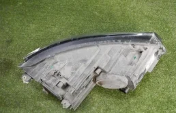 Фары для Volkswagen Tiguan 2010 года на фотографиях